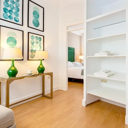 Genteel San Gregorio Apartment *